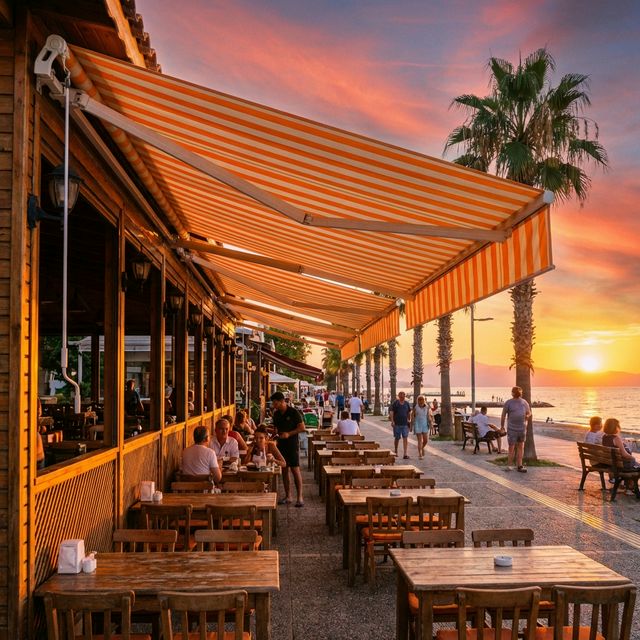 Çalış Plajı İşletmeleri İçin Mafsallı Tentelerin Önemi